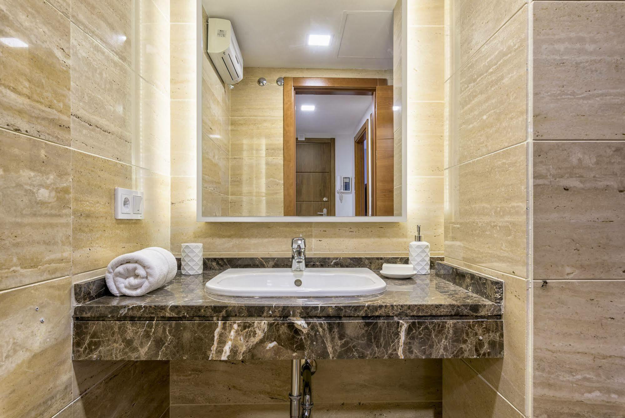 Goodplaces Larios Apartament Malaga Zewnętrze zdjęcie